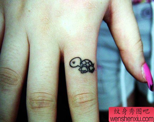 小清新手指小乌龟文身作品