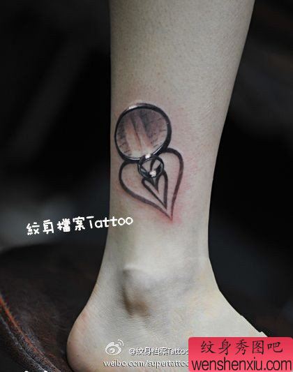 小清新腿部心文身作品