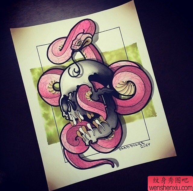 纹身秀图吧推荐一幅个性骷髅蛇纹身图案