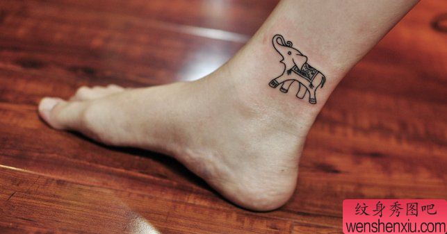 纹身秀图吧推荐一幅脚踝小象纹身图案