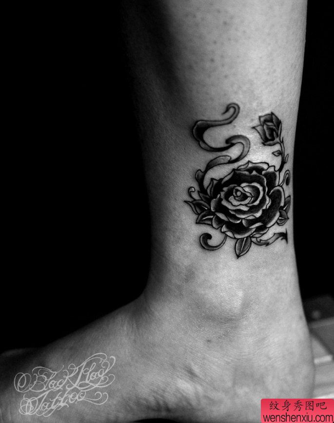 纹身秀图吧推荐一幅脚踝玫瑰花纹身图案