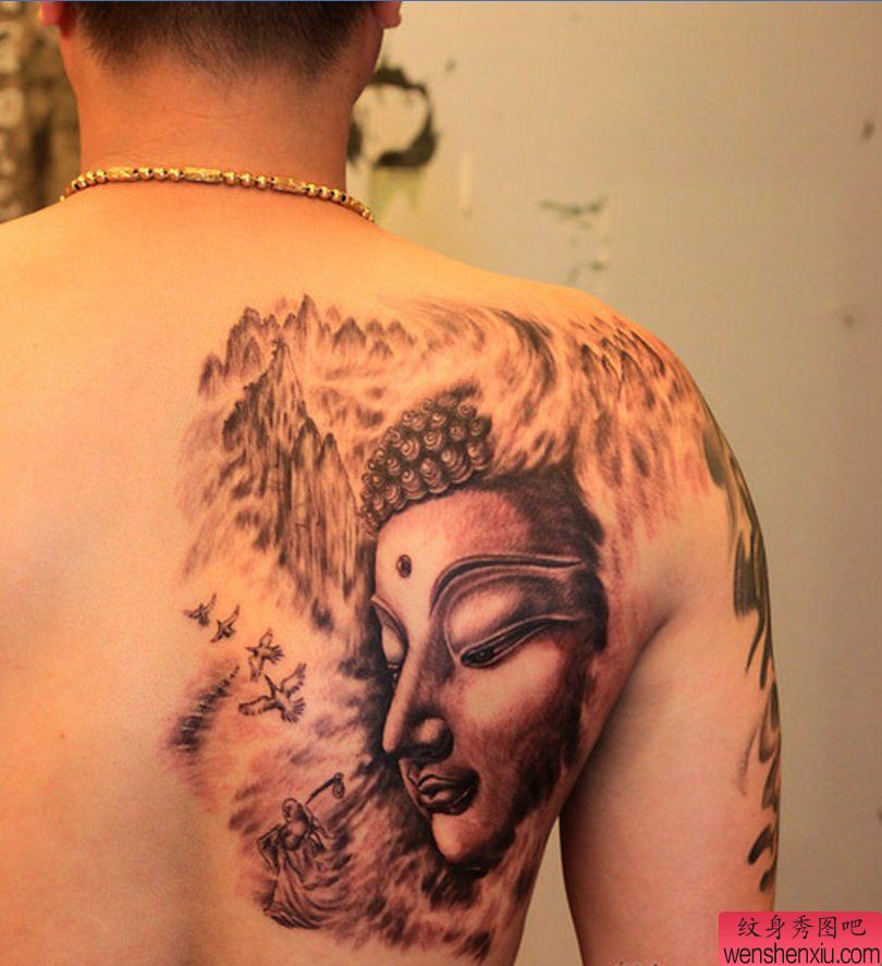 纹身秀图吧推荐一幅背部佛纹身图案