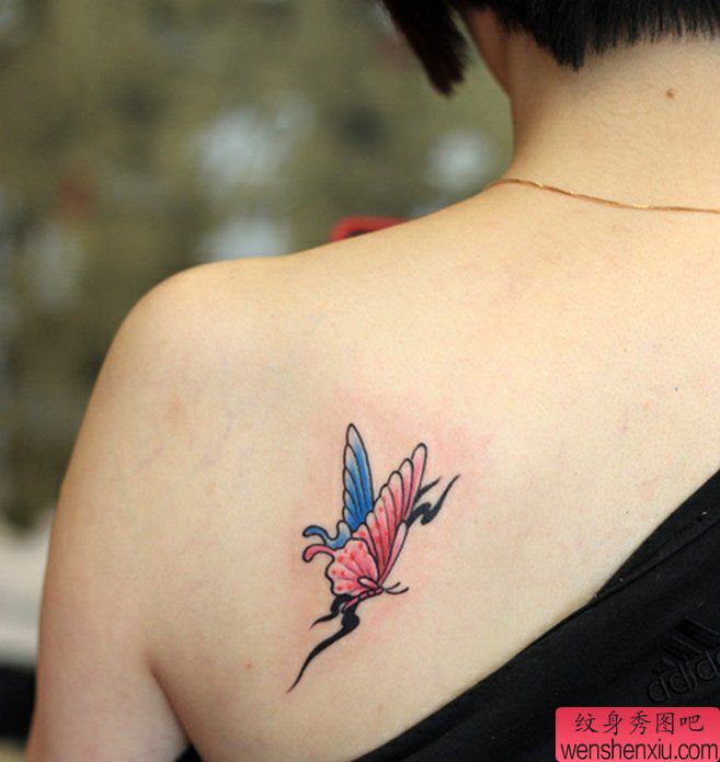 纹身秀图吧推荐一幅女人彩色蝴蝶纹身图案