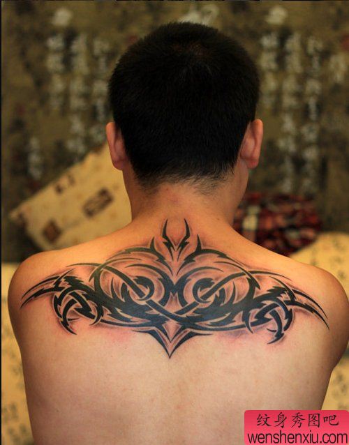 纹身秀图吧推荐一幅背部图腾纹身图案