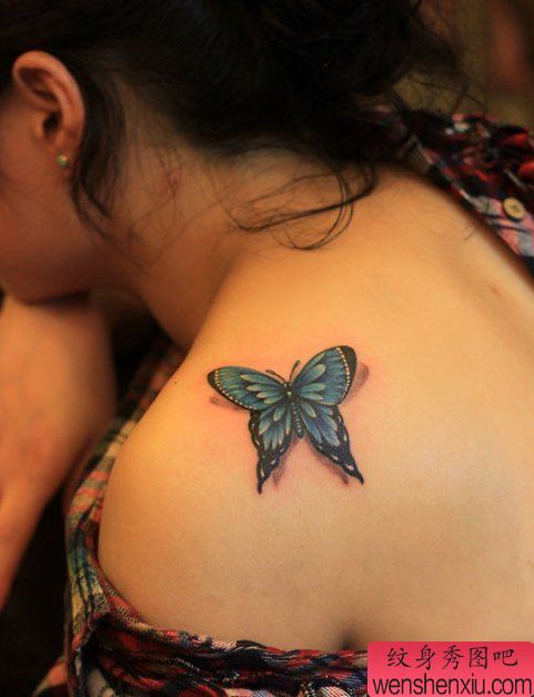 纹身秀图吧推荐一幅背部蝴蝶纹身图案