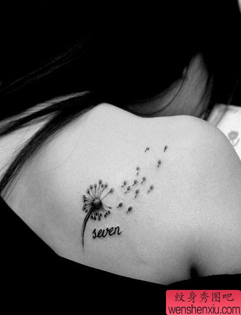 背部蒲公英字母纹身图案