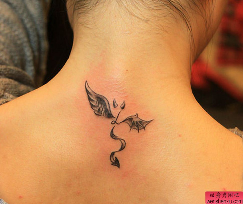 纹身秀图吧推荐一幅颈部恶魔天使纹身图案