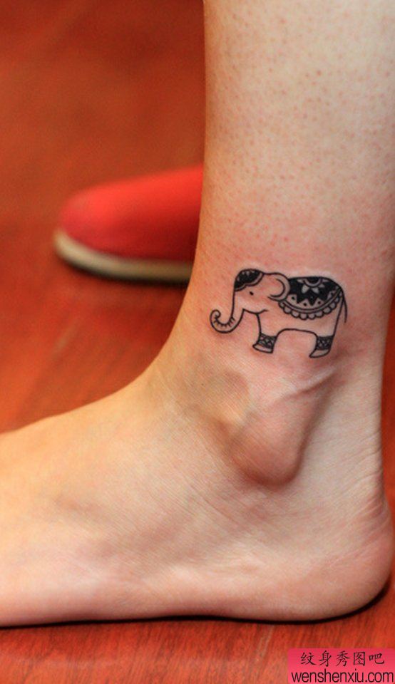 纹身秀图吧推荐一幅脚踝小象纹身图案