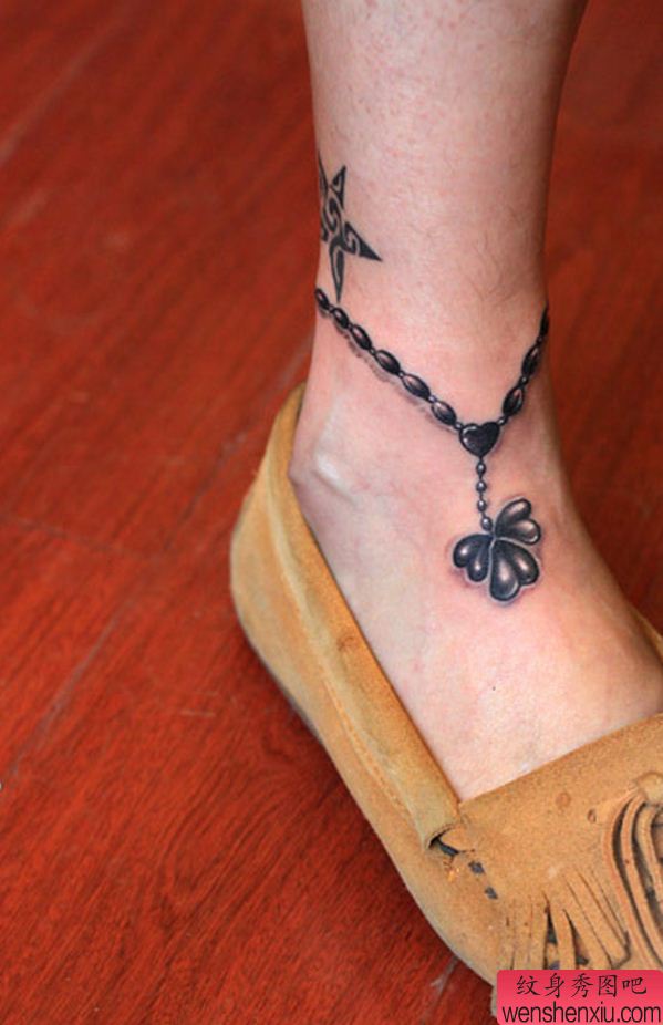 纹身秀图吧推荐一幅脚部脚链刺青图案