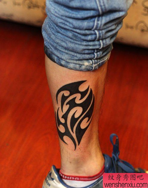 最好的纹身网推荐一幅脚踝图腾纹身图案