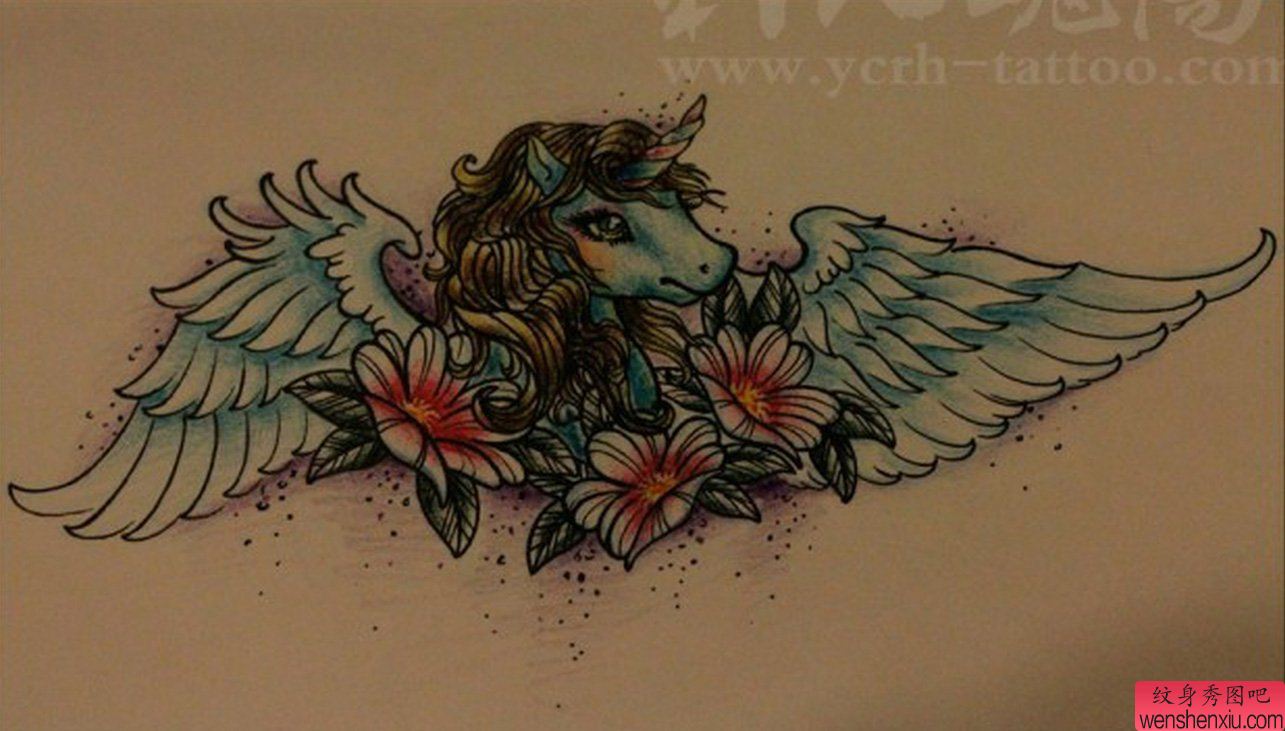 独角兽翅膀花刺青图案