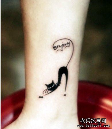 脚踝小猫咪刺青图案由纹身秀图吧分享