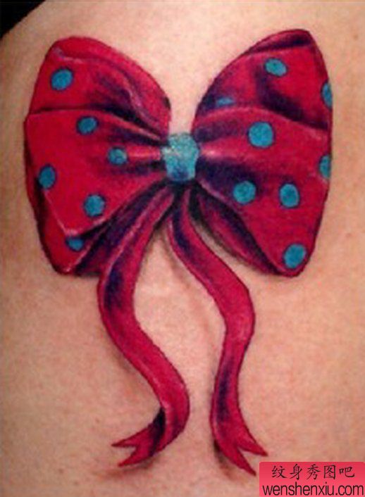 一幅小清新蝴蝶结刺青图案