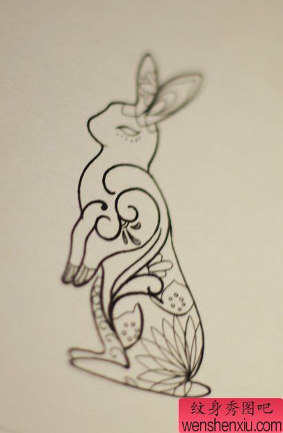 一幅手稿兔子刺青图案