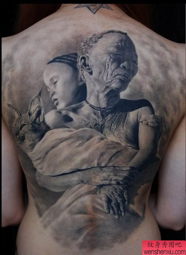 一幅满背肖像刺青图案