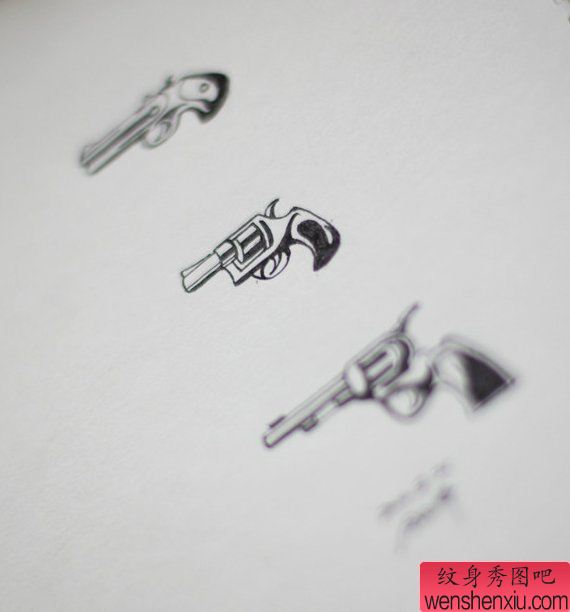 最好的刺青推荐一组流行手枪刺青图案