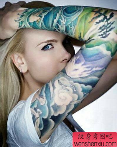 纹身秀图吧推荐一幅女人半胛纹身图案