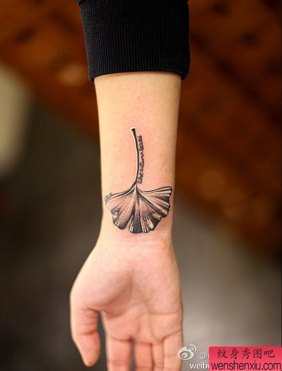 银杏叶纹身图案缩略频道推荐图