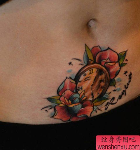 纹身秀图吧推荐一幅女人腹部彩色花纹身图案