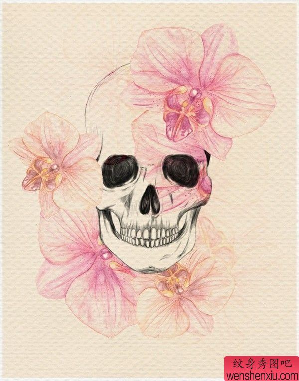 一幅骷髅头花纹身图案