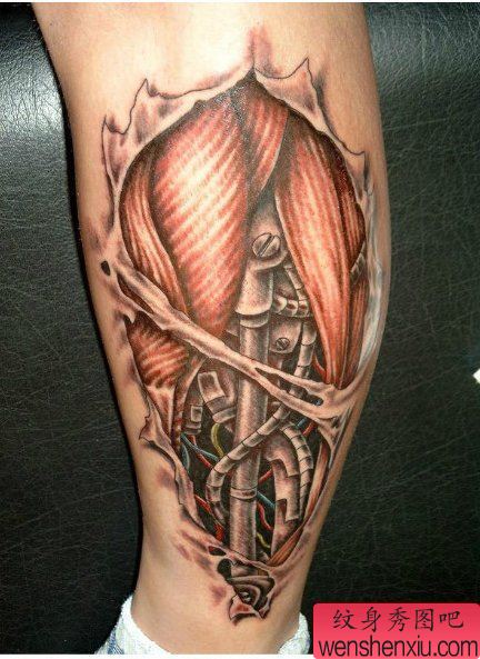 一幅机械撕皮刺青图案