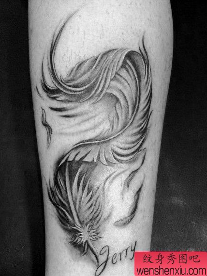 纹身秀图吧推荐一幅手臂羽毛纹身图案