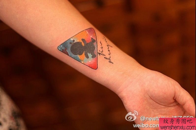 炫彩小星空纹身图案