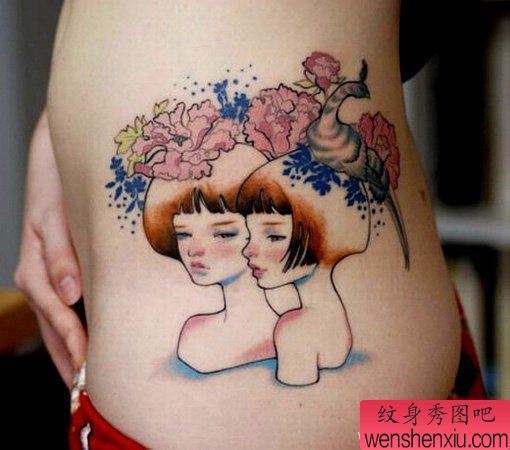 一幅腰部植物两生花纹身图案