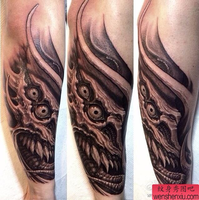 一幅手臂机械3D纹身图案