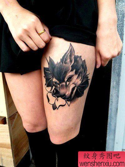纹身秀图吧推荐一幅女人狼头纹身图案