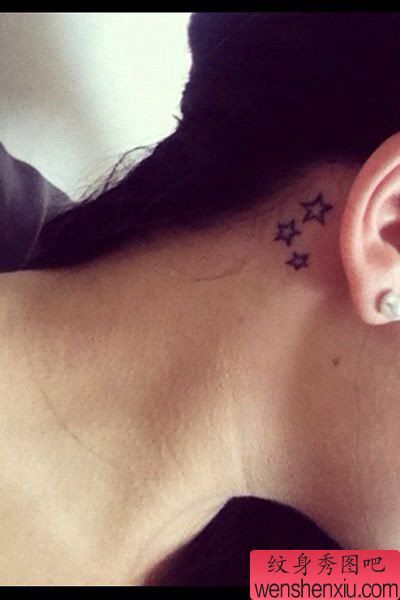 一幅小清新星星纹身图案