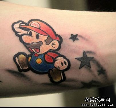 一幅手臂彩色超级玛丽纹身图案