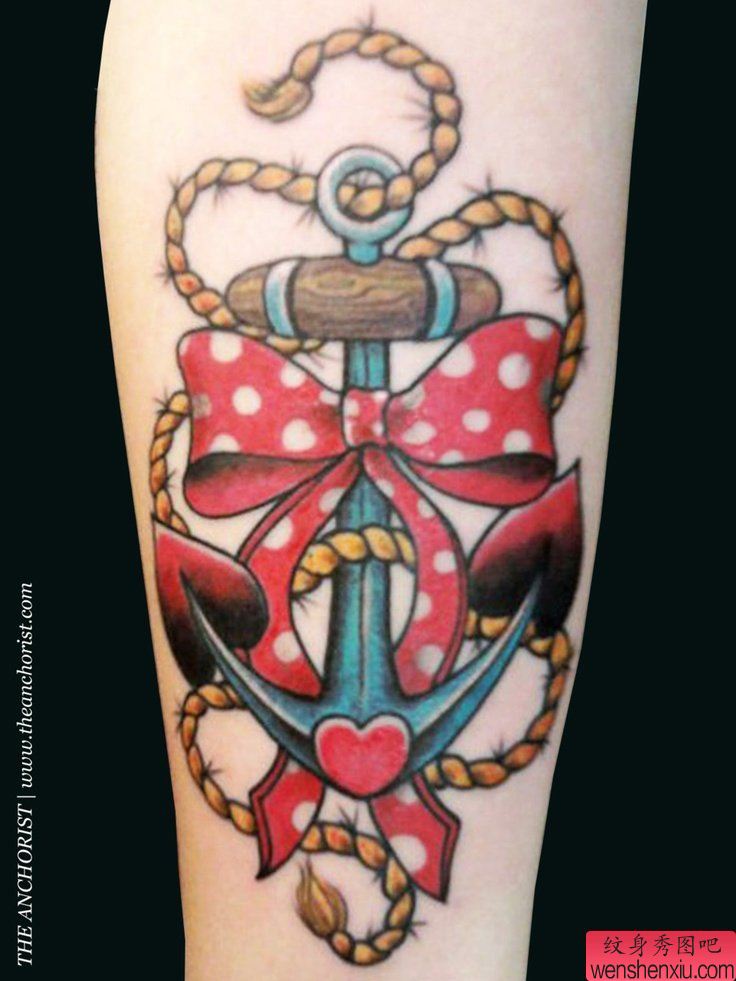 纹身秀图吧推荐一幅腿部彩色船锚蝴蝶结纹身图案