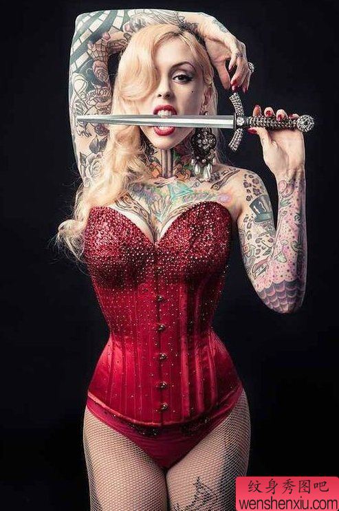 流行女孩性感写真纹身图案