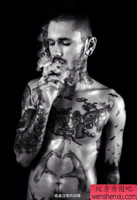 纹身秀图吧推荐一幅男性流行纹身图案