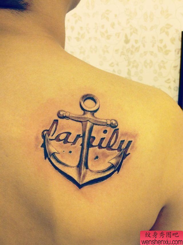 肩背船锚纹身图案
