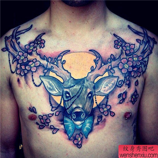 一幅胸口彩色羚羊纹身图案