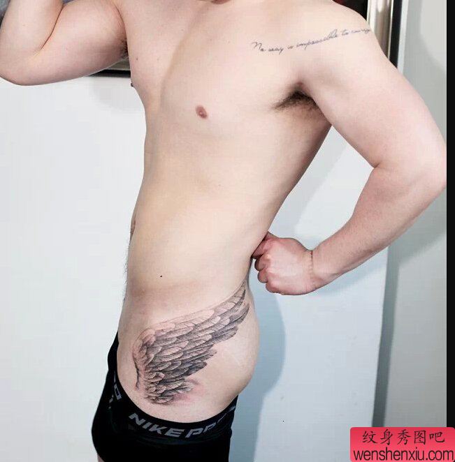 侧腰翅膀纹身图案
