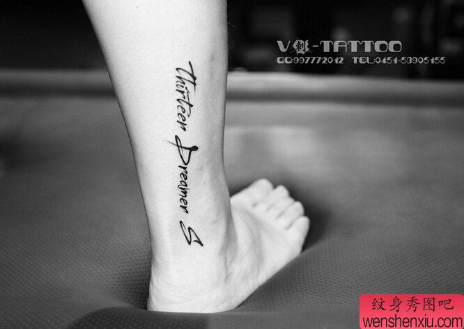 纹身秀图吧推荐一幅腿部字母纹身图案