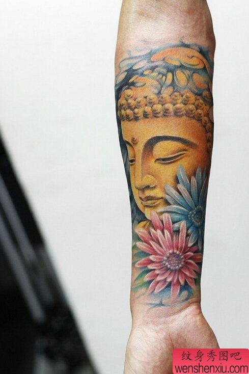 文身秀图吧推荐一幅手臂佛文身作品