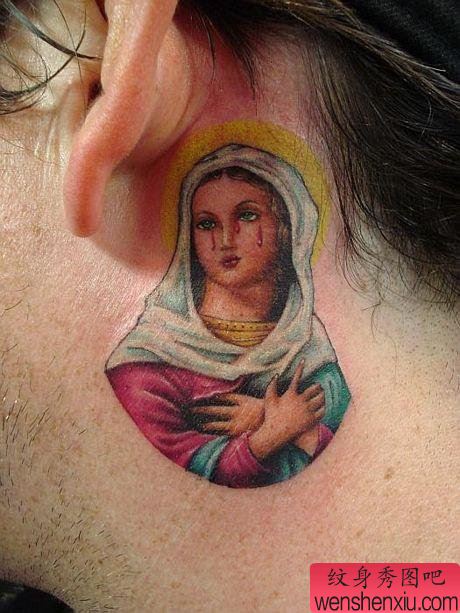 耳后彩色修女文身作品