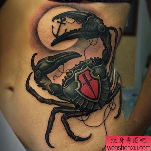 侧腰螃蟹文身作品