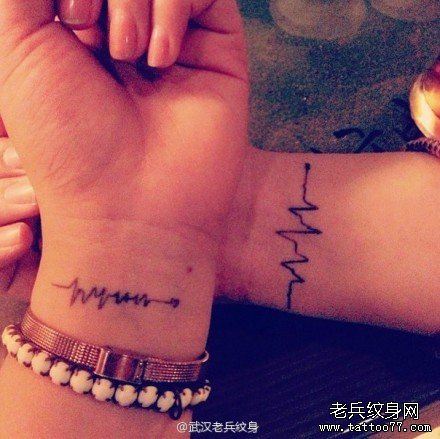 情侣心电图文身作品由文身秀图吧
