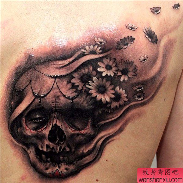 创意胸部骷髅头文身作品