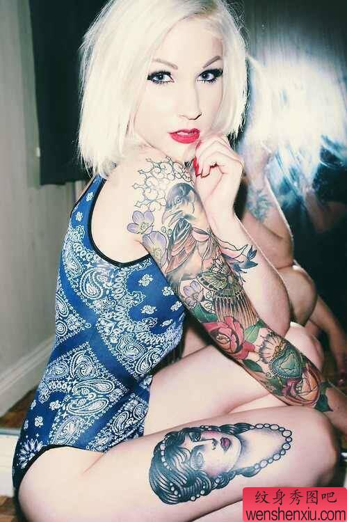 流行女人文身作品