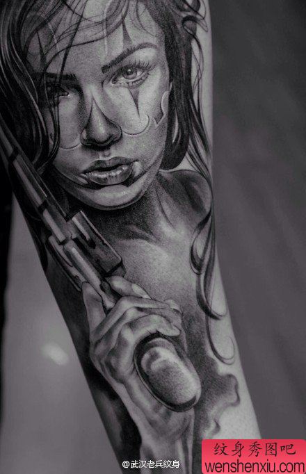 文身秀图吧创意手臂肖像文身作品推荐
