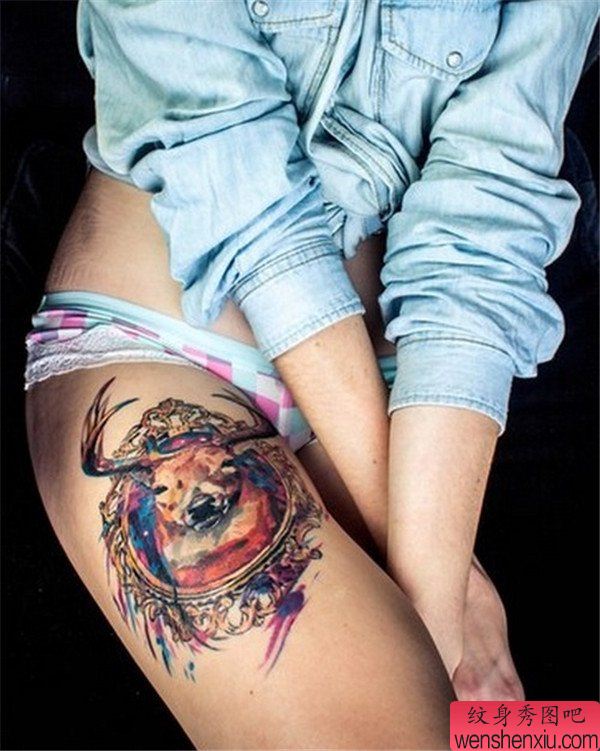 腿部羚羊文身作品