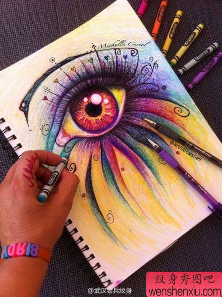彩色眼睛文身手稿作品
