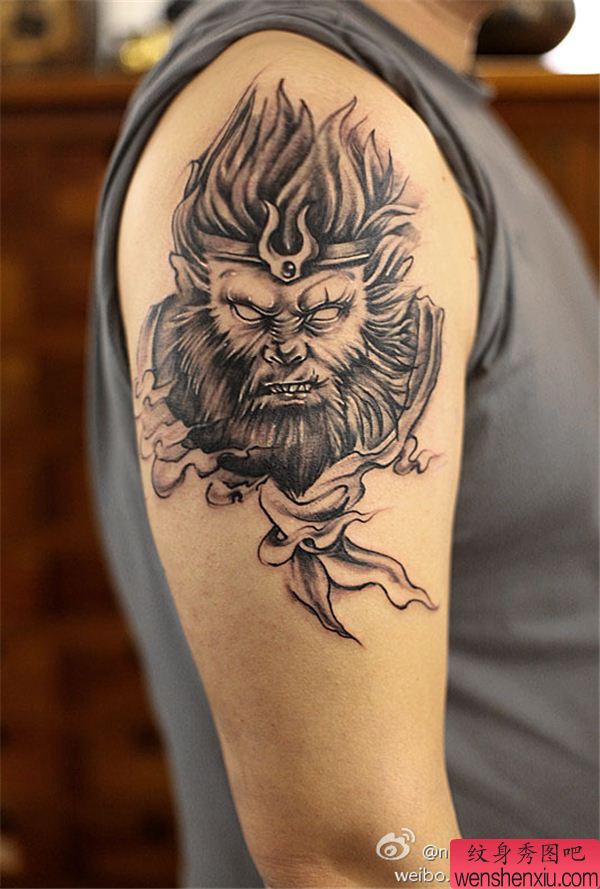 大臂猴子文身作品
