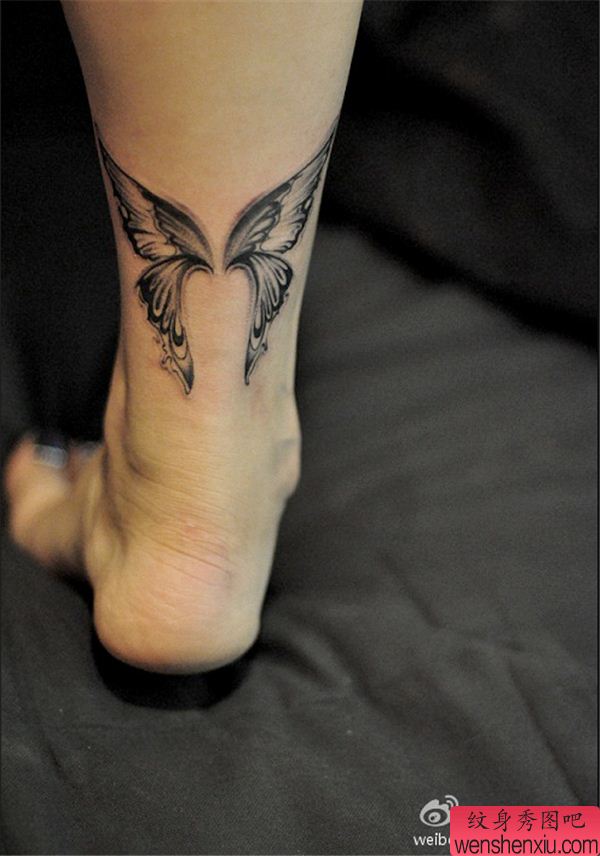 女人腿部图腾蝴蝶文身作品